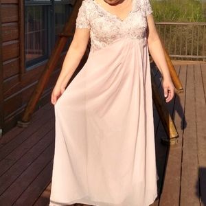 NWTs JJs House formal gown size 1X